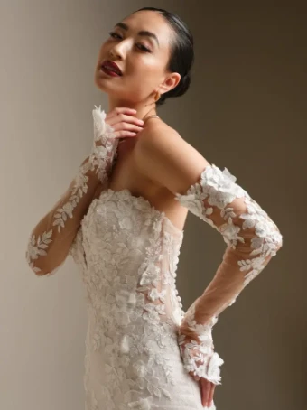 Sottero and Midgley 146967 #3 Iv/Soft Blush (Natural Illusion) thumbnail
