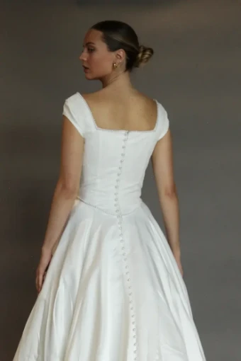 Dream Collection 145605 #19 Ivory thumbnail