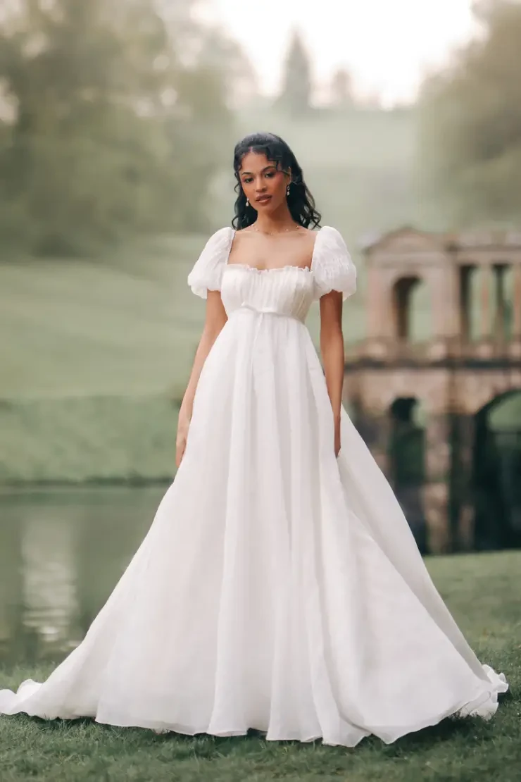 Allure 145798 Default Image