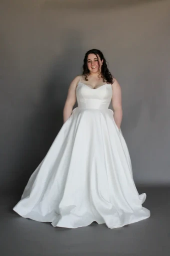 Dream Collection 143121 #0 default Ivory thumbnail