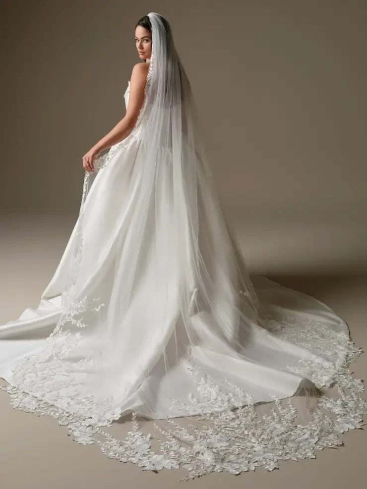 MAGGIE SOTERRO VEIL Harlem Vintage-Inspired Bridal Veil | Maggie Sottero  main image 4