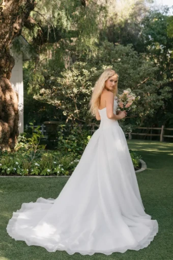 Allure 146178 #1 Ivory thumbnail