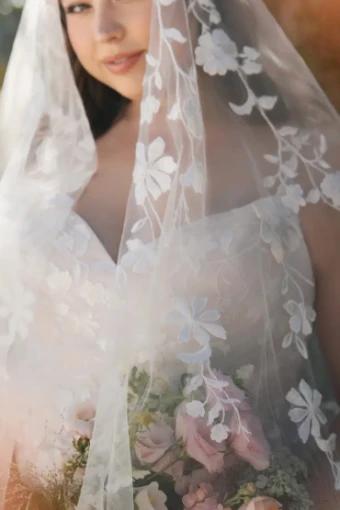 Allure 146188 #26 Lavender/Ivory/Multi thumbnail