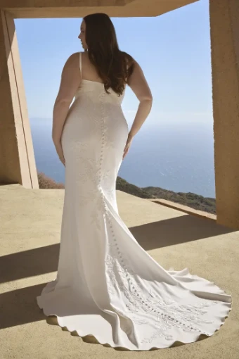 Casablanca Bridal 145427 #6 Ivory/Diamond White thumbnail