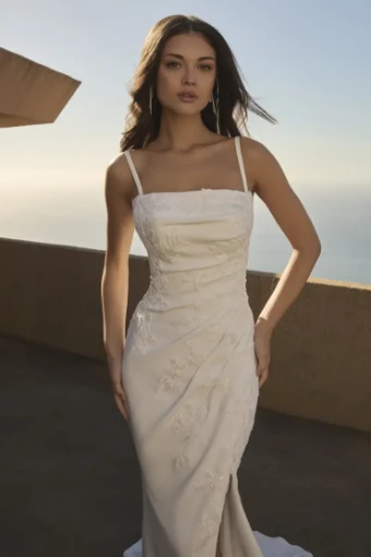 Casablanca Bridal 145427 #11 Ivory/Diamond White thumbnail