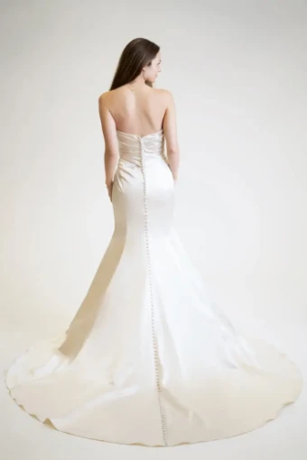 Dream Collection 146250 #1 default Ivory thumbnail