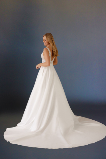 Dream Collection 146120 #1 Ivory/Nude thumbnail