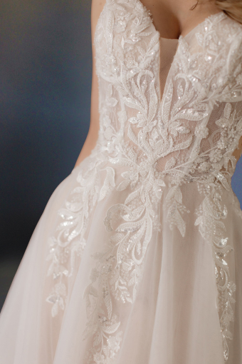 Dream Collection 146134 #4 Ivory/Nude thumbnail