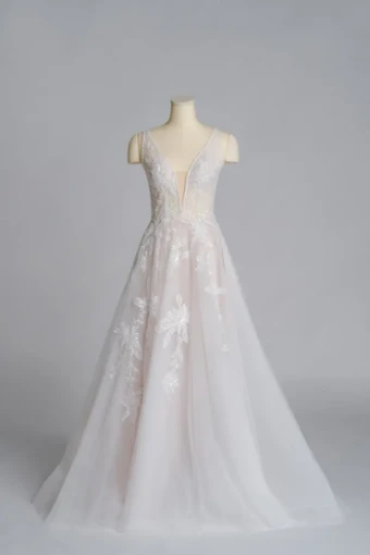 Dream Collection 146146 #4 Ivory/Nude thumbnail