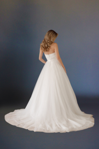 Dream Collection 146150 #1 Ivory thumbnail