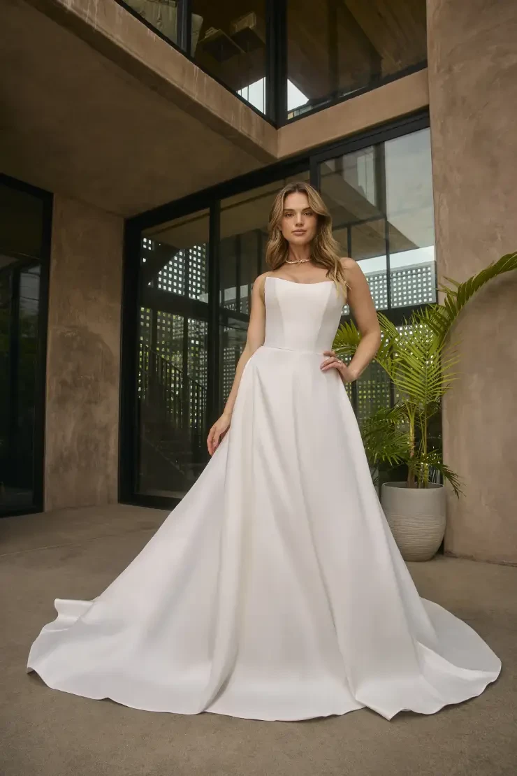 Casablanca Bridal 146457 Default Image