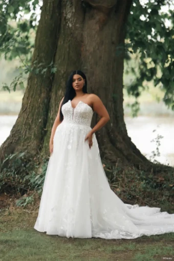 Disney Fairy Tale Weddings Collection 147030 #6 Ivory/Champagne/Multi thumbnail