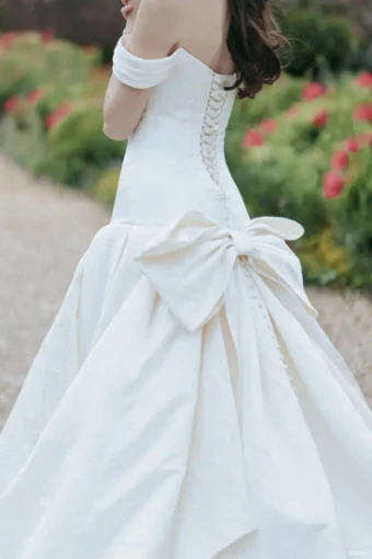 Disney Fairy Tale Weddings Collection 147007 #4 Ivory thumbnail