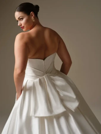 Sottero and Midgley 146954 #7 Ivory thumbnail