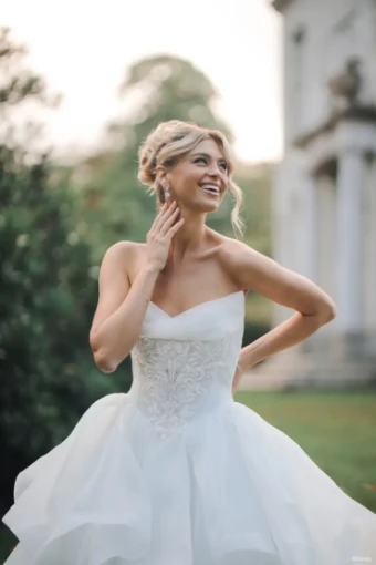 Disney Fairy Tale Weddings Collection 147008 #2 Ivory/Platinum thumbnail