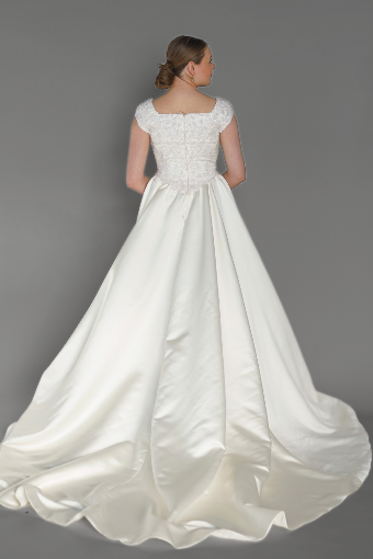 Casablanca Bridal 145434 #5 Ivory thumbnail