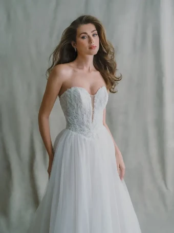 Dream Collection 147167 #7 Ivory/Nude thumbnail