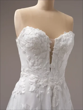 Maggie Sottero 145809 #7 Ivory/Blush (Natural Illusion) thumbnail