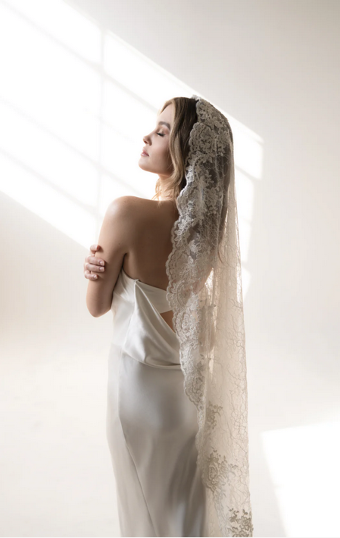 Heirloom Bridal 145610 #0 default Ivory thumbnail