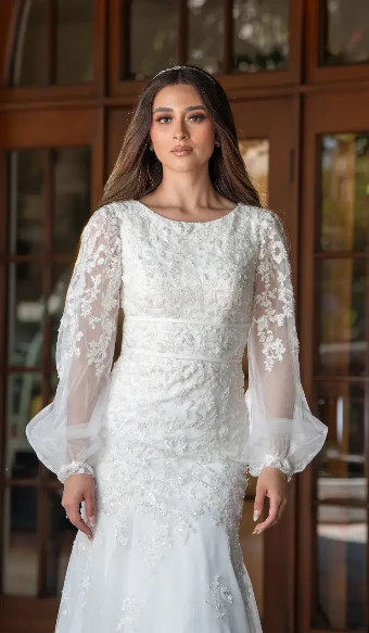 Dream Collection 145306 #2 ivory/champagne thumbnail