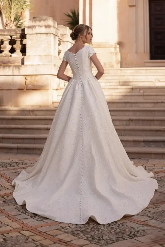 Monica Loretti 147701 #1 Ivory thumbnail