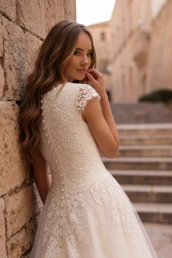 Monica Loretti 147714 #8 Ivory thumbnail