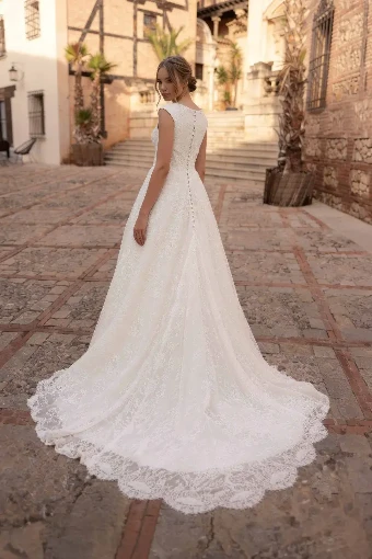 Monica Loretti 147712 #1 Ivory thumbnail