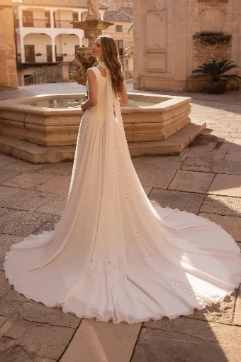 Monica Loretti 147703 #5 Ivory thumbnail
