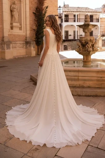 Monica Loretti 147703 #8 Ivory thumbnail