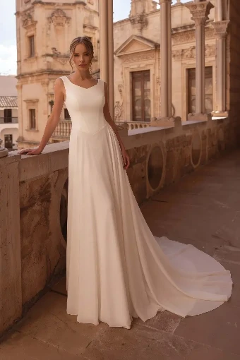 Monica Loretti 147705 #8 Ivory thumbnail
